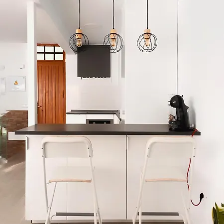 Sunset By The Sea - Modern With Ocean Views *