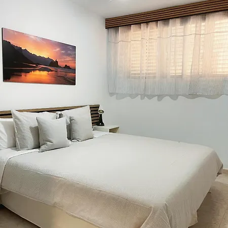 Sunset By The Sea - Modern With Ocean Views *