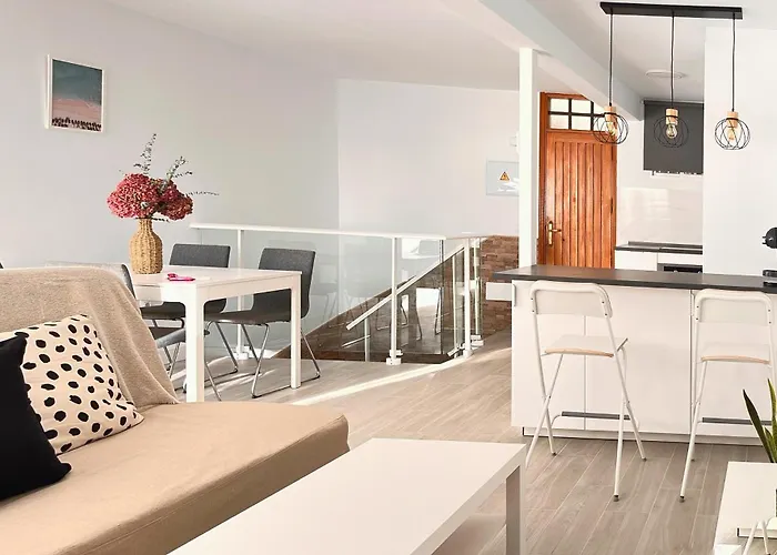 Lägenhet Sunset By The Sea - Modern With Ocean Views *