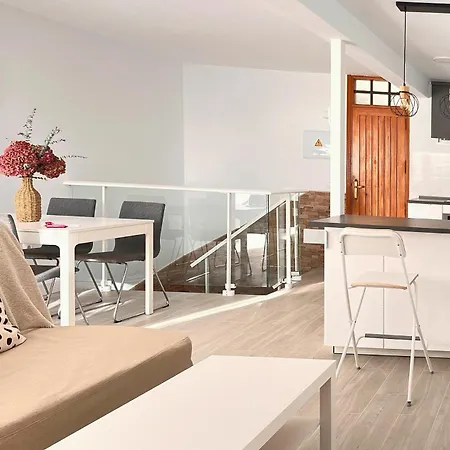 Apartamento Sunset By The Sea - Modern With Ocean Views *