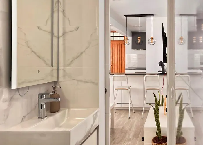 Sunset By The Sea - Modern With Ocean Views Apartamento