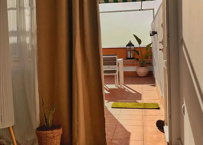 Sunset By The Sea - Modern With Ocean Views Apartman *